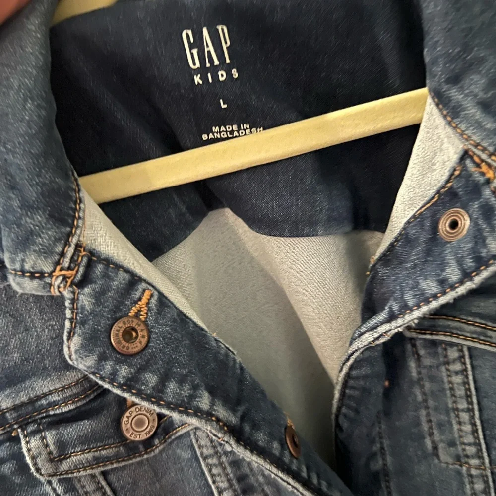 GAP Girls Faded Blue Denim Jacket Sz L